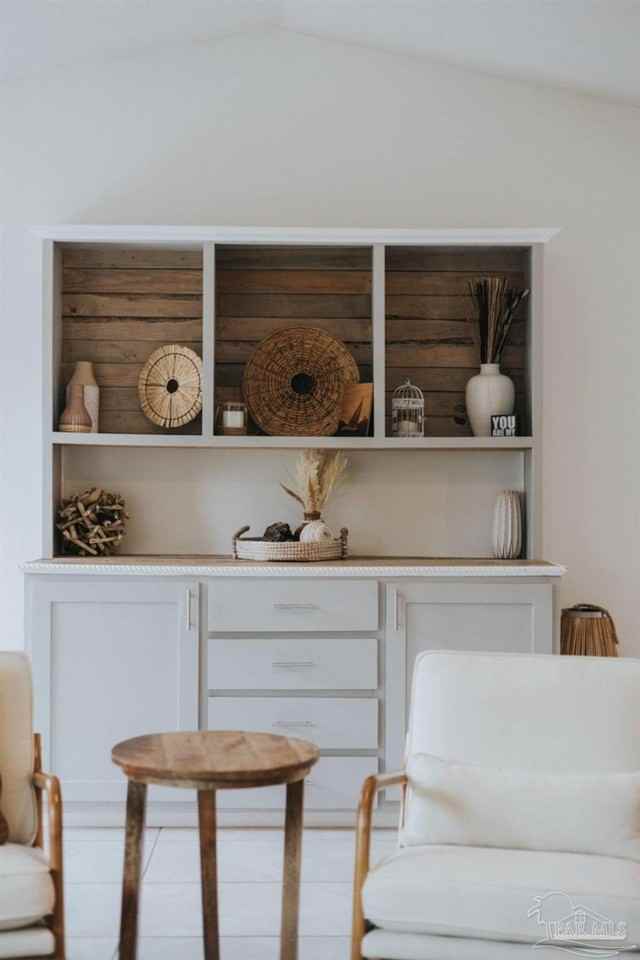 8625 El Paseo St - Photo 6 of 19