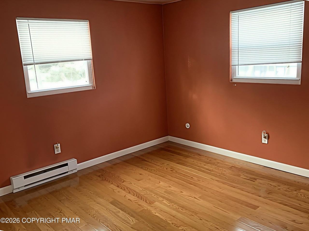 124 Saunders Dr - Photo 5 of 43