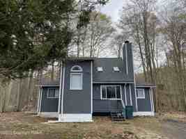 featured image of 7173 Robinwood Dr