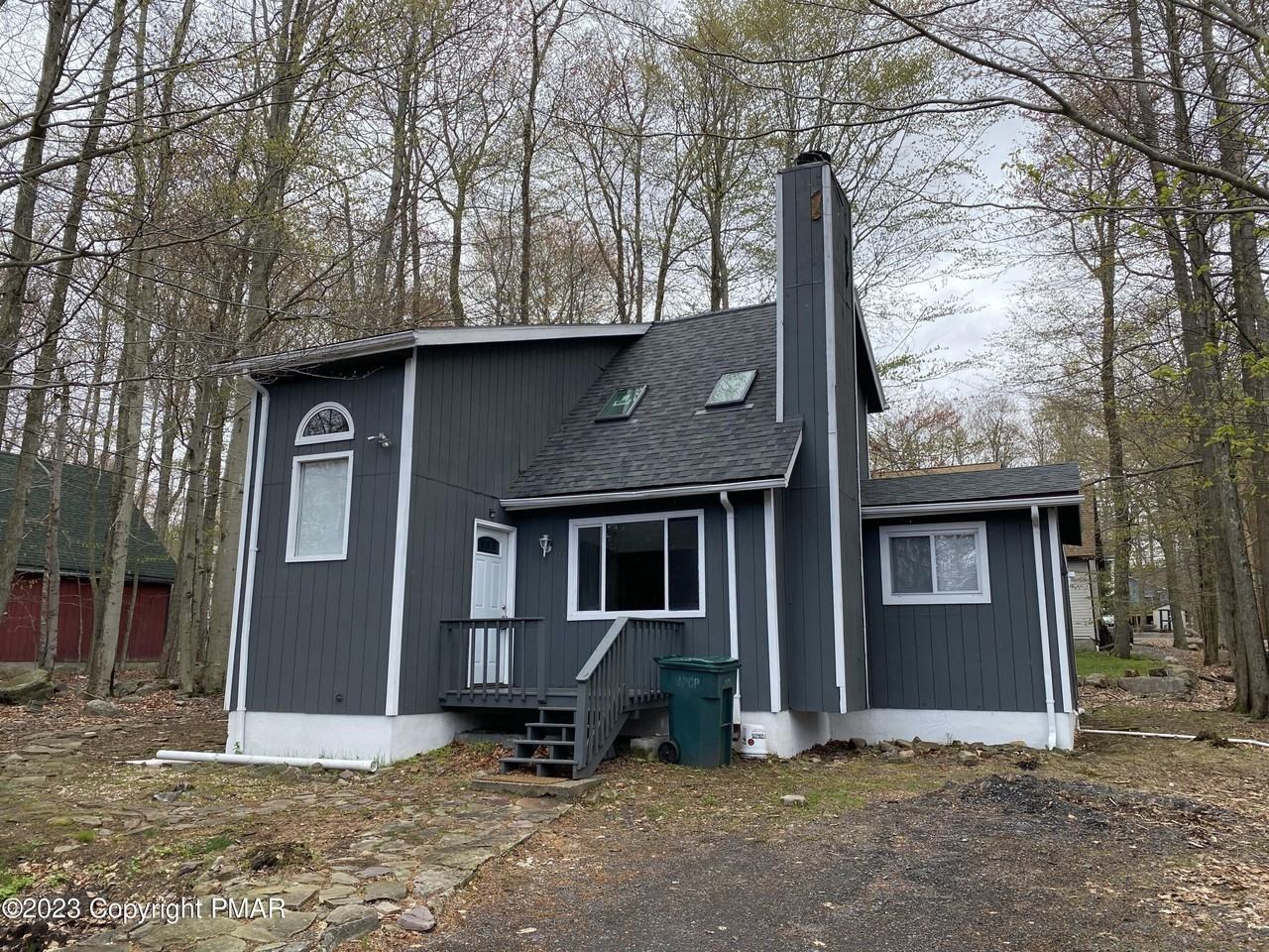 7173 Robinwood Dr - Photo 2 of 19