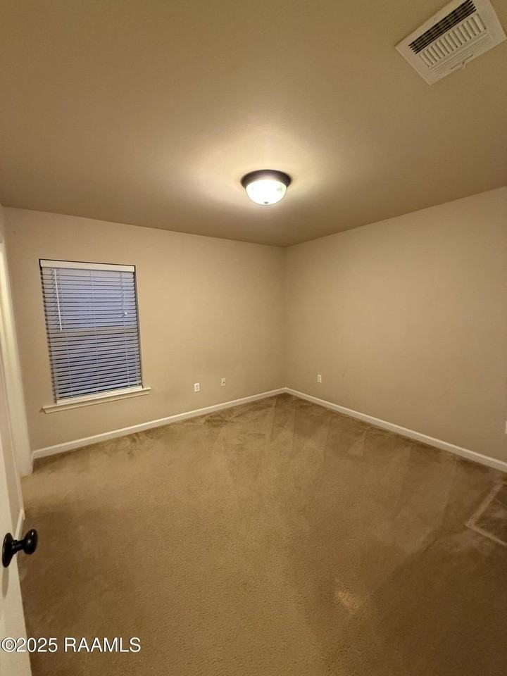 309 Sun Ridge St - Photo 6 of 39