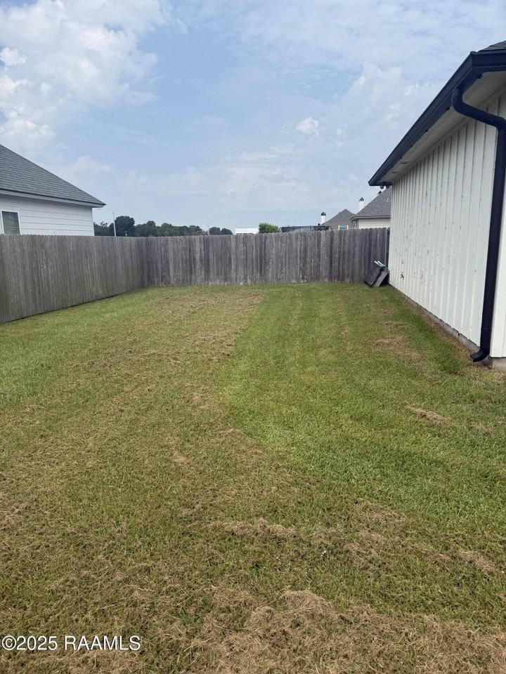 200 Windmill Palm Ln - Photo 2 of 24