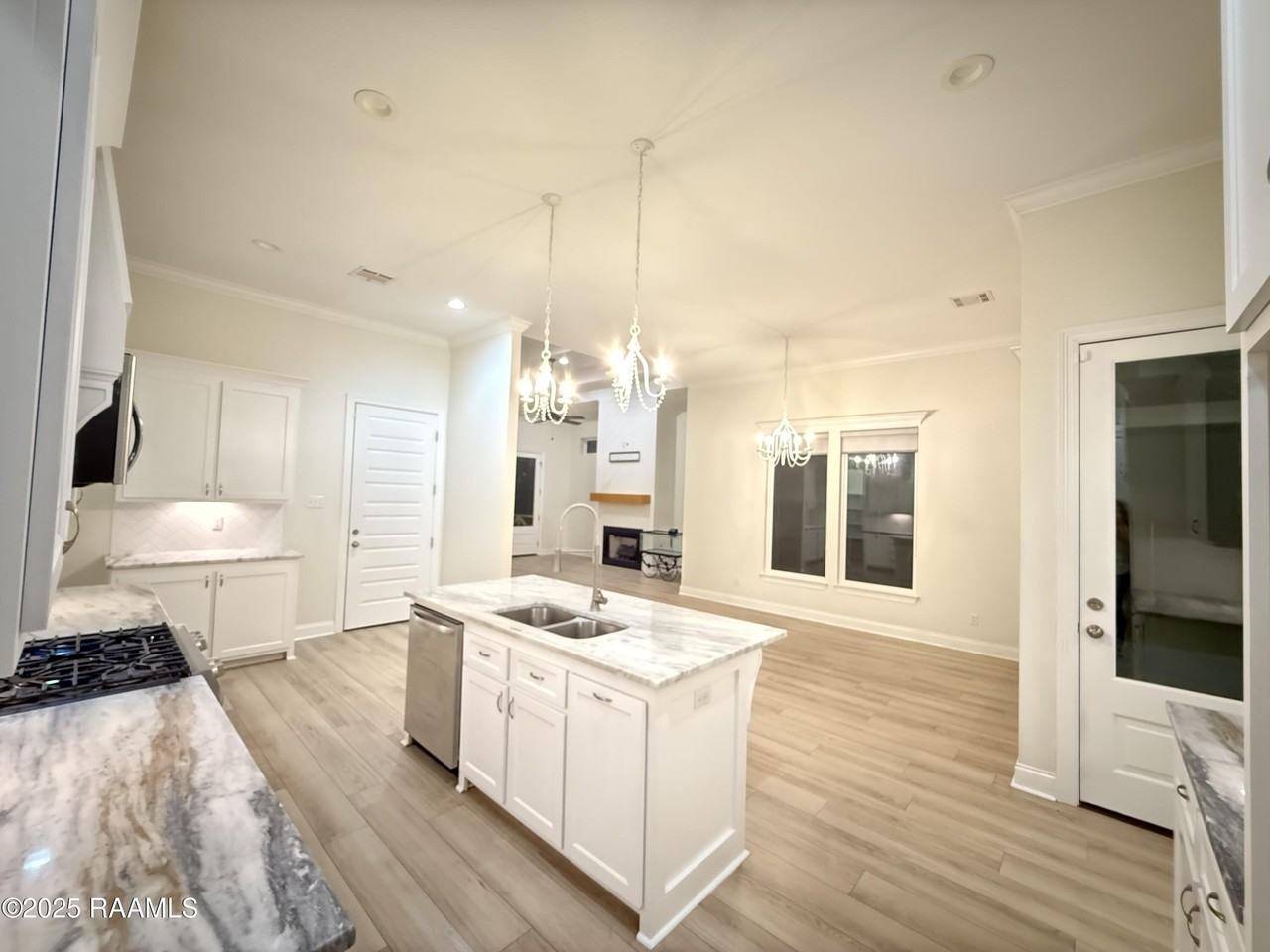 200 Windmill Palm Ln - Photo 7 of 24