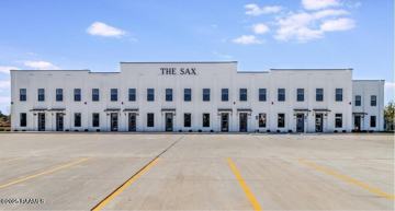 featured image of 711 E Main St #100