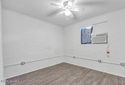 1130 Aster St - Photo 3 of 5