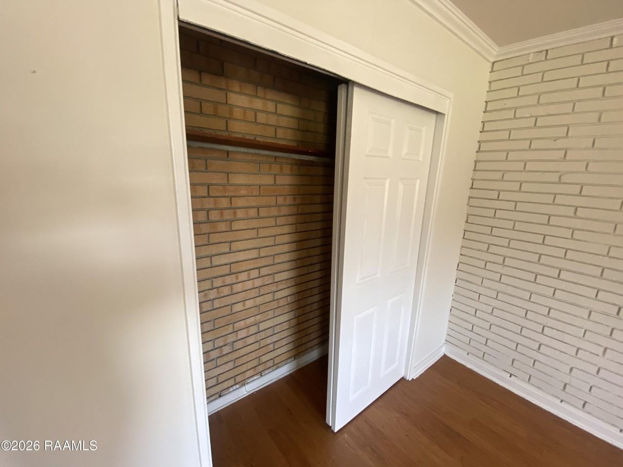 1126 Aster St - Photo 5 of 6