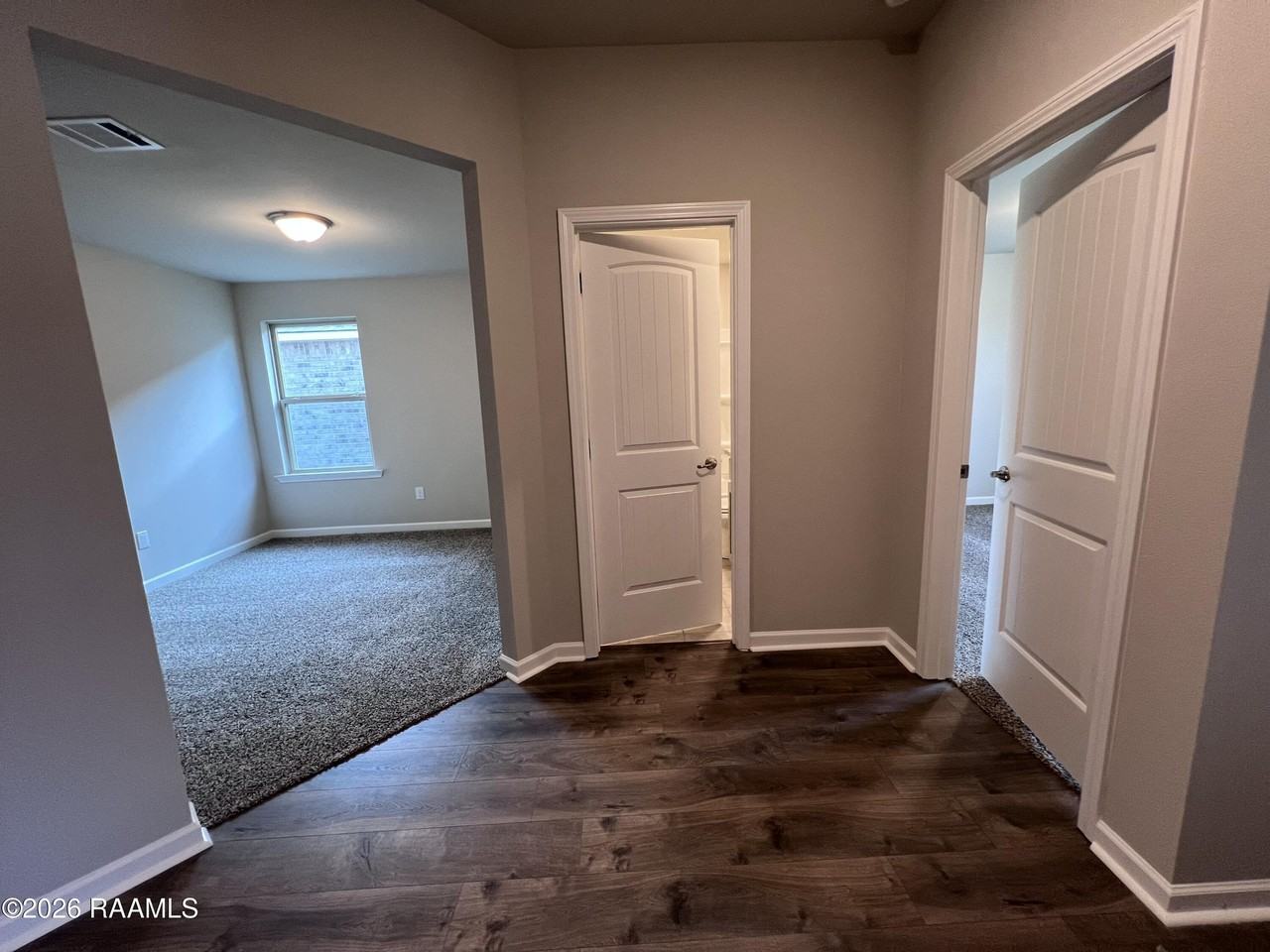 111 Still Lake Dr - Photo 6 of 11