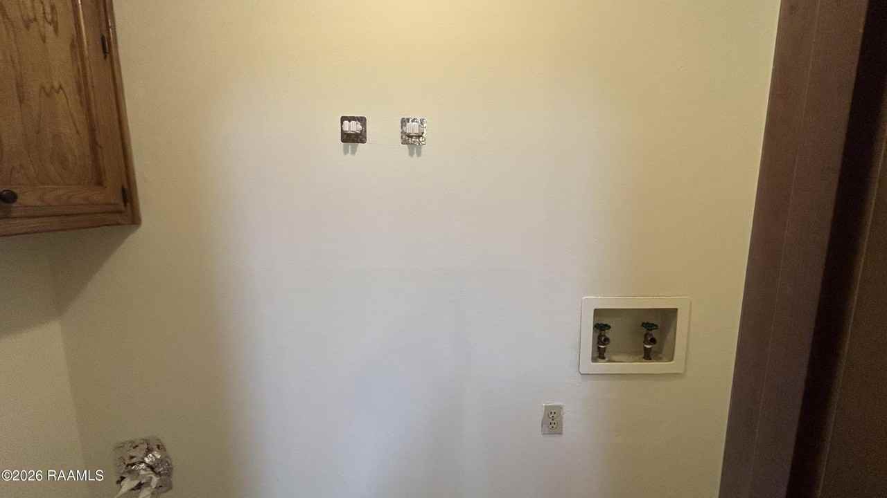 16633 W Missionary Street #D - Photo 7 of 13