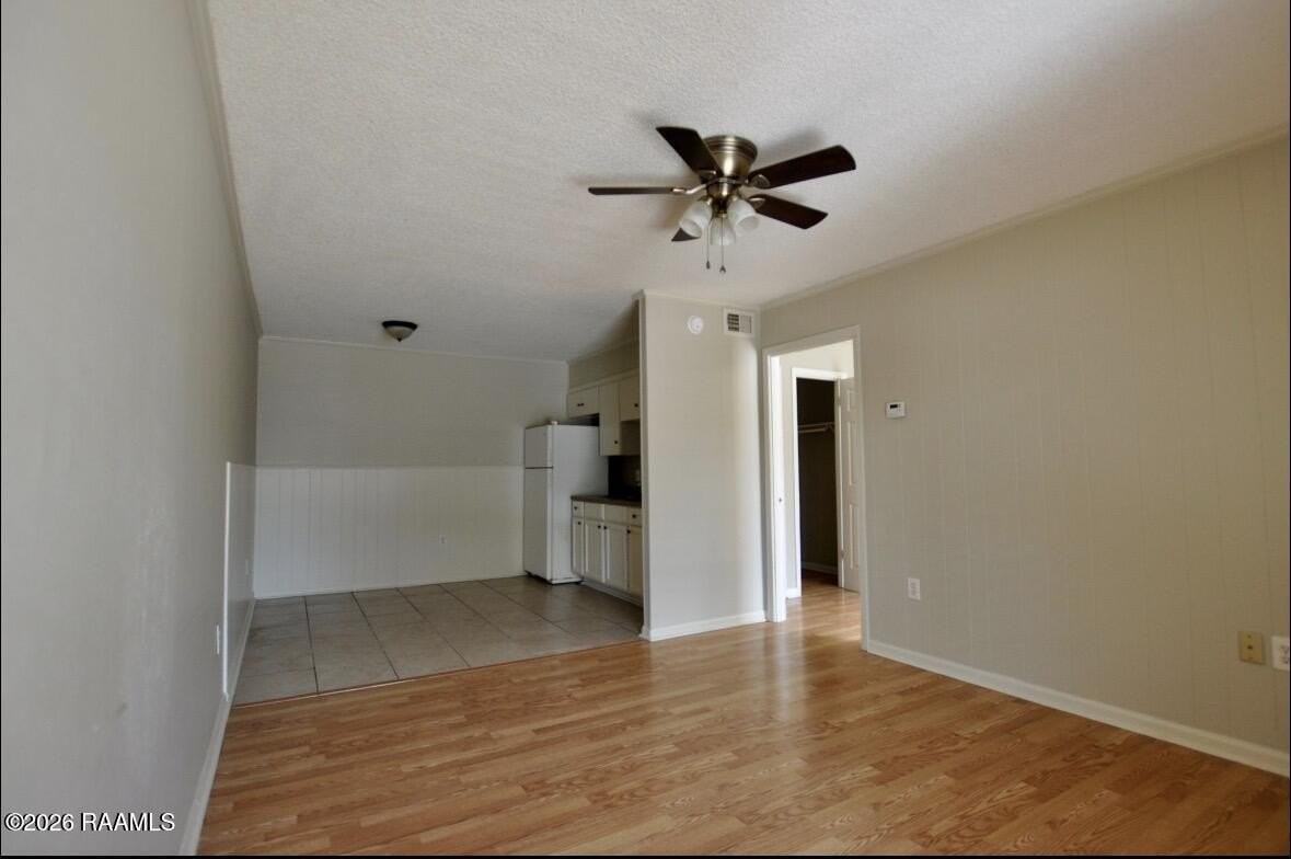 327 General Mouton Ave #2 - Photo 4 of 7