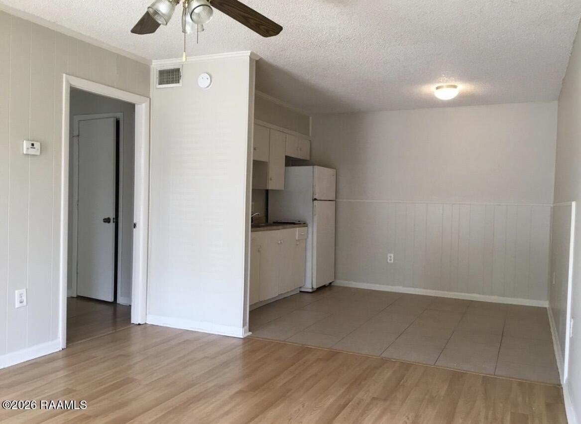 327 General Mouton Ave #2 - Photo 5 of 7