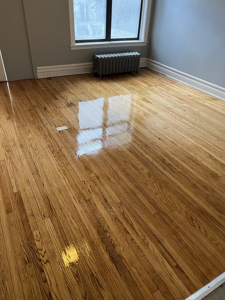 410 E 48th Place-1F #410-1F7 - Photo 2 of 5