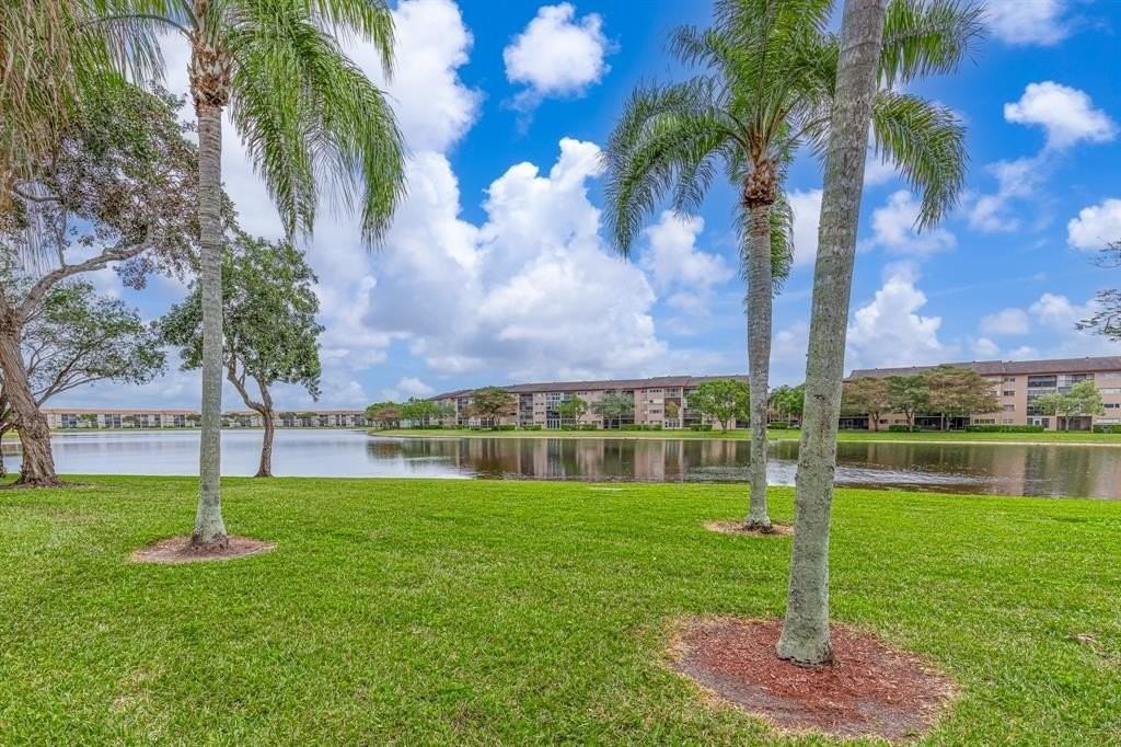 901 Sw 141st Ave #406M