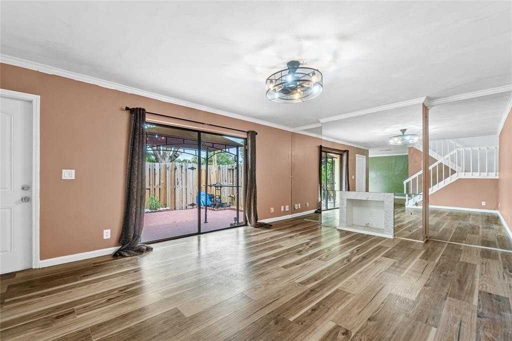 216 Lake Arbor Dr - Photo 6 of 24