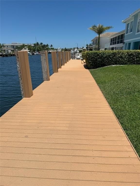 2731 Ne 28th Ct #3 - Photo 4 of 33