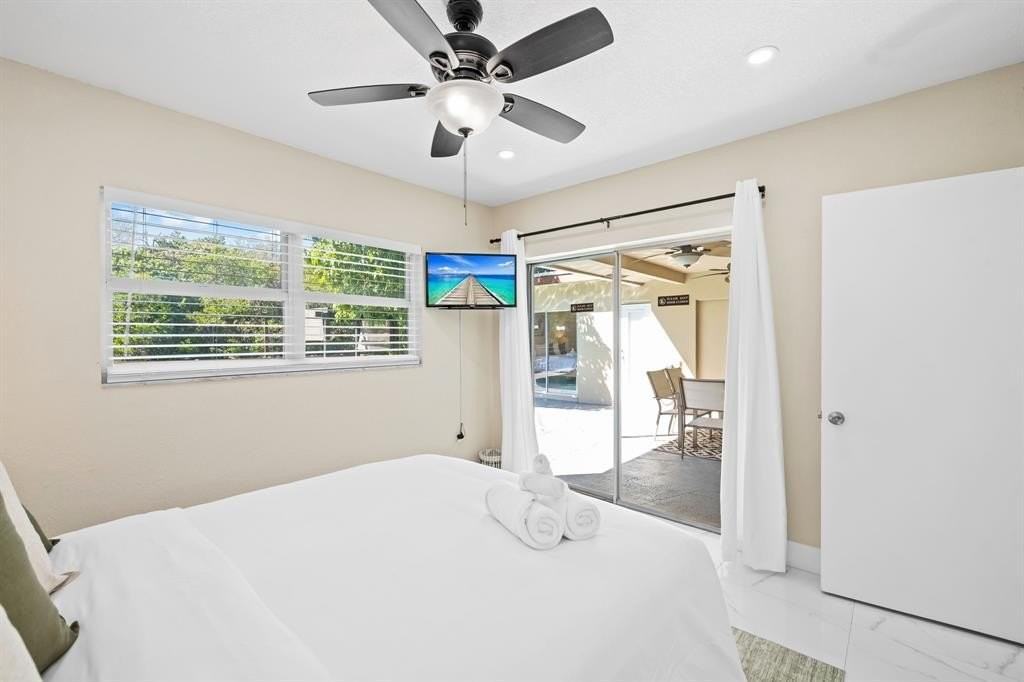 1724 Nw 36th Ct - Photo 4 of 33