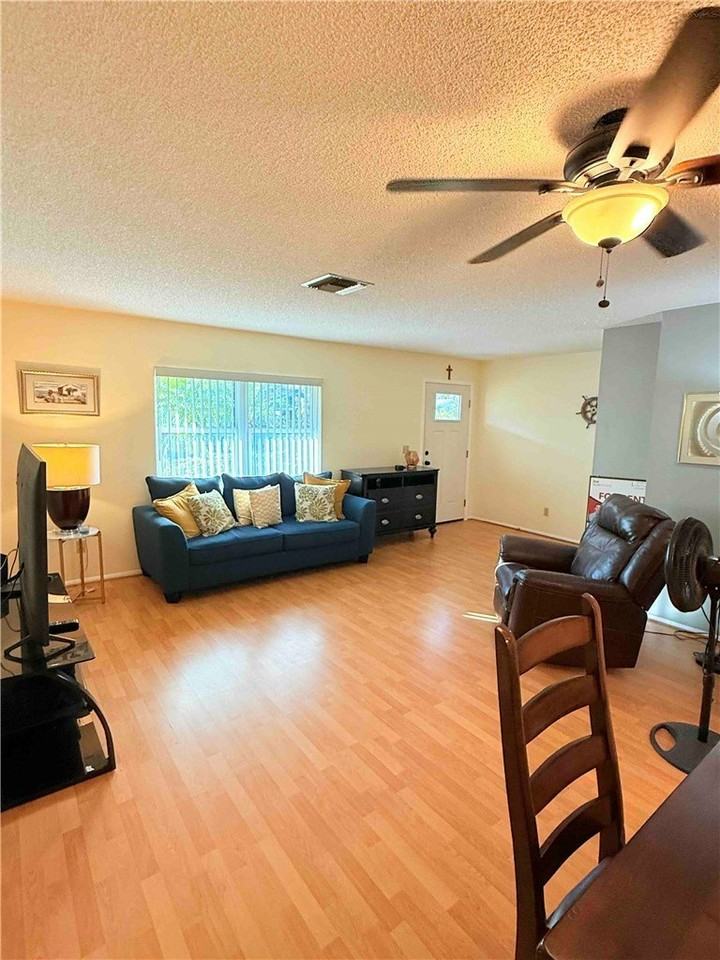 116 21st Ave - Photo 5 of 30