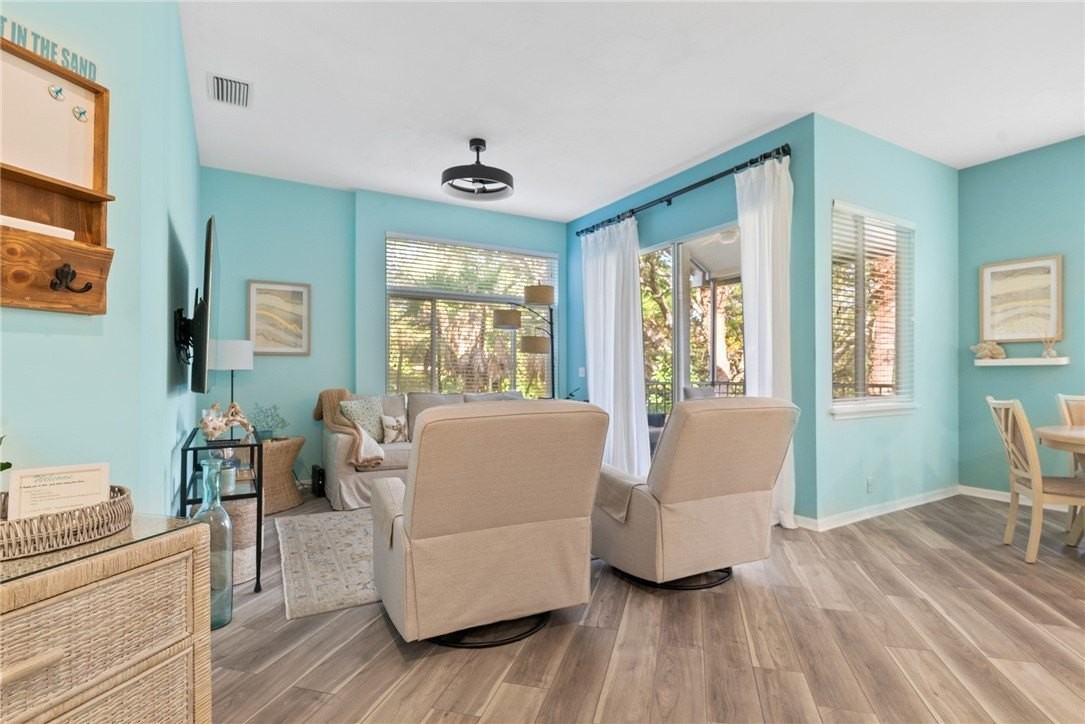 1255 Winding Oaks Cir E Apt 608 #608 - Photo 3 of 36