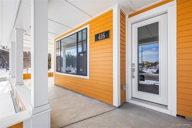 416 S Center St - Photo 3 of 28