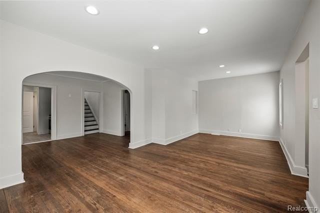 911 N Perry St - Photo 6 of 19