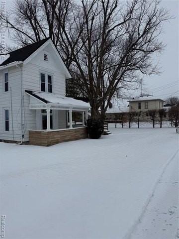 276 E Chicago Blvd - Photo 3 of 22