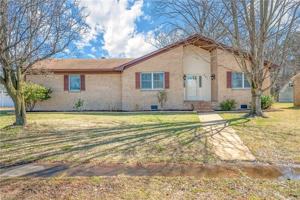 featured image of 641 Baywood Trl