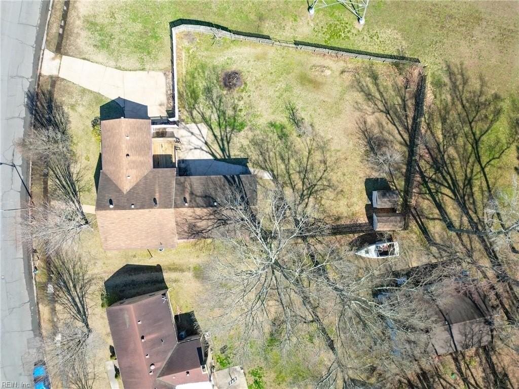 641 Baywood Trl - Photo 5 of 48