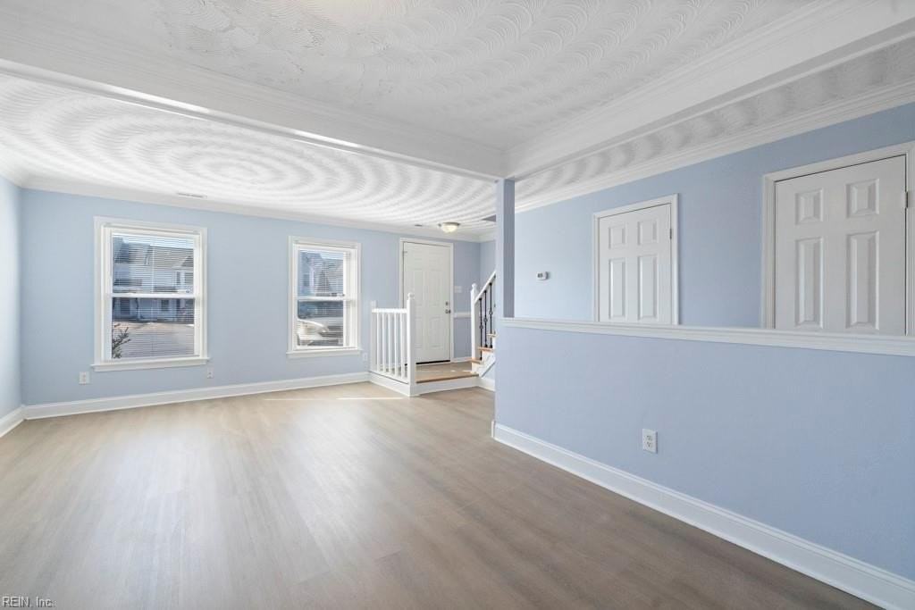 802 Diploma Ct - Photo 5 of 17