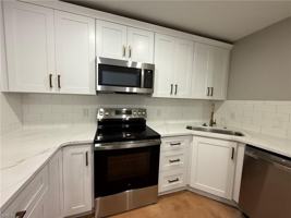 featured image of 332 34th St #208