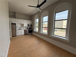 featured image of 332 34th St #116