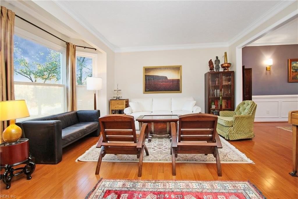 121 Laydon Way - Photo 4 of 30