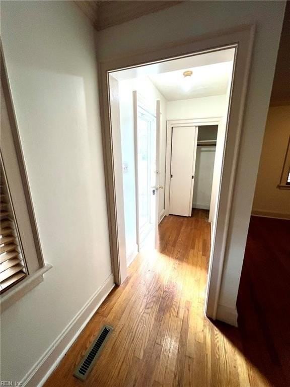 44 Rivercrest Dr - Photo 3 of 46