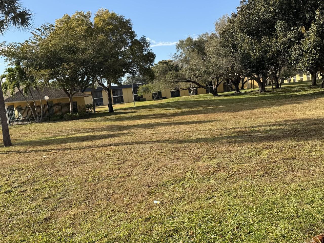 410 Meadows Cir #410 - Photo 2 of 18