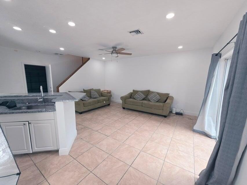 205 Leland Ln - Photo 5 of 24