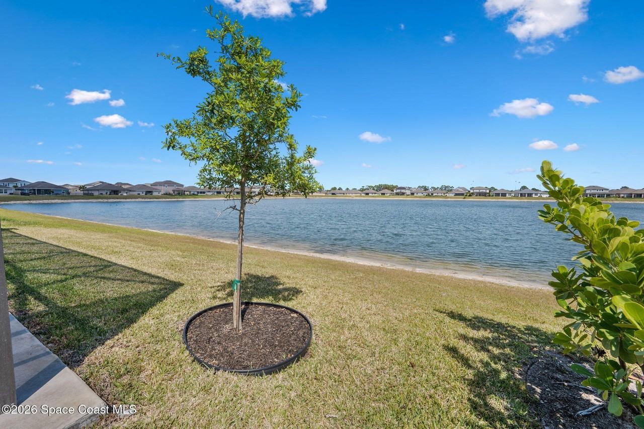 2631 Pinwherry St Nw - Photo 6 of 50