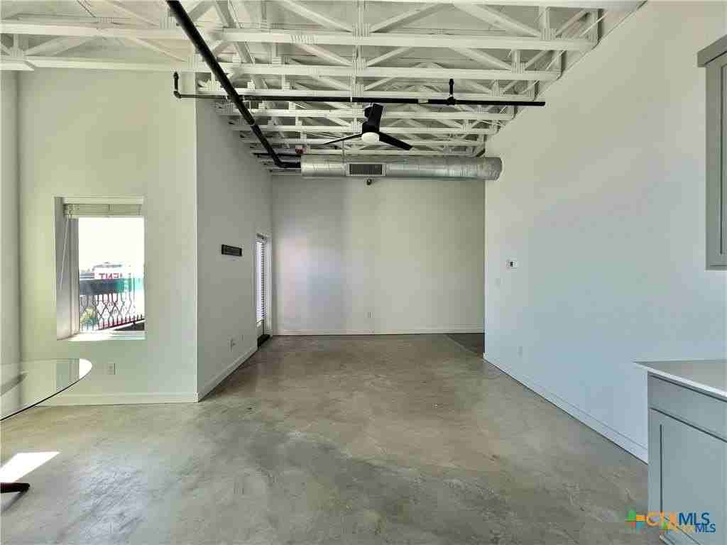 301 N Lbj Dr Unit 203 #203 - Photo 6 of 24