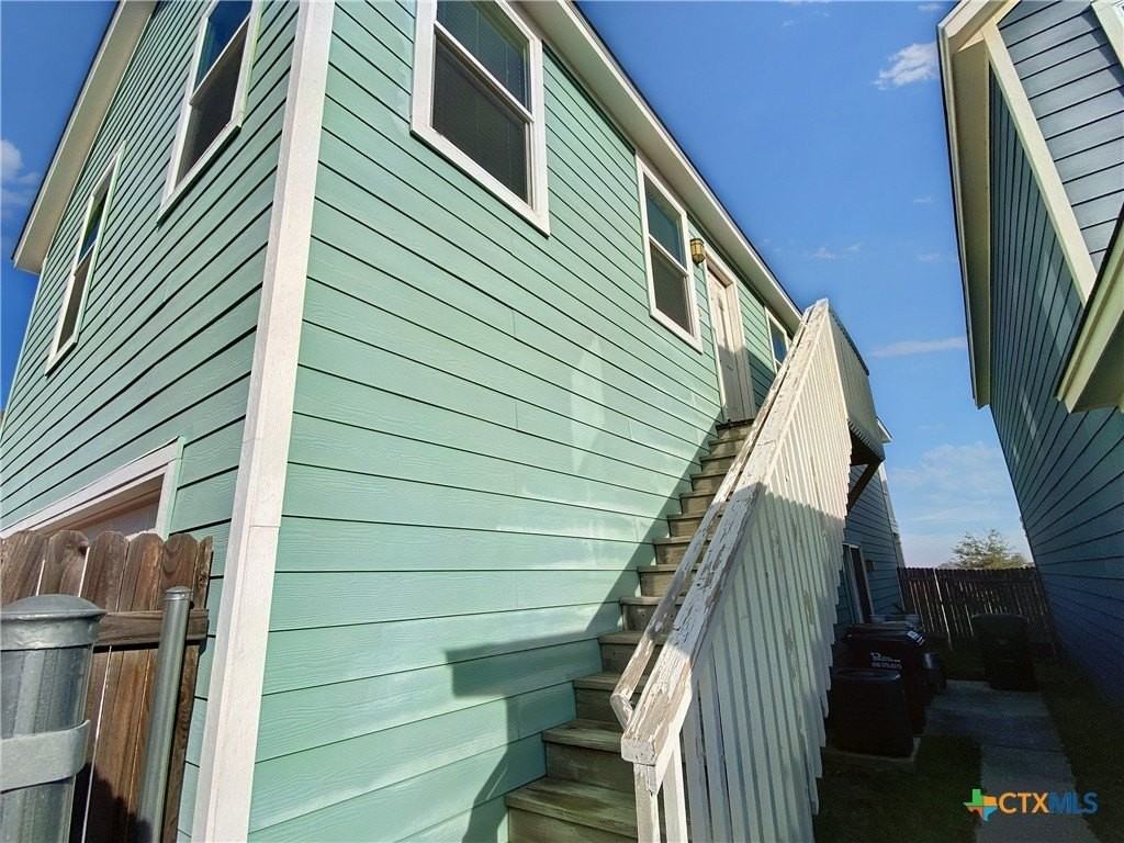 1721 Arbor Knot Drive unit: Garage Apartment - Photo 3 of 15