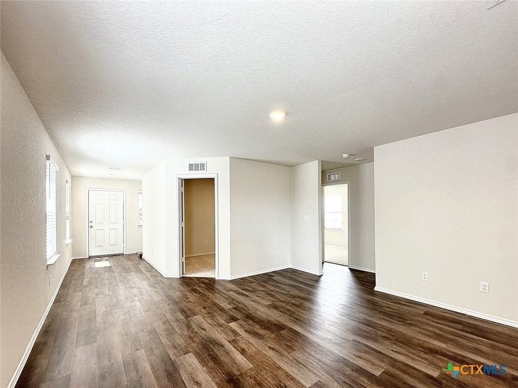 549 Autumn Blaze - Photo 4 of 21