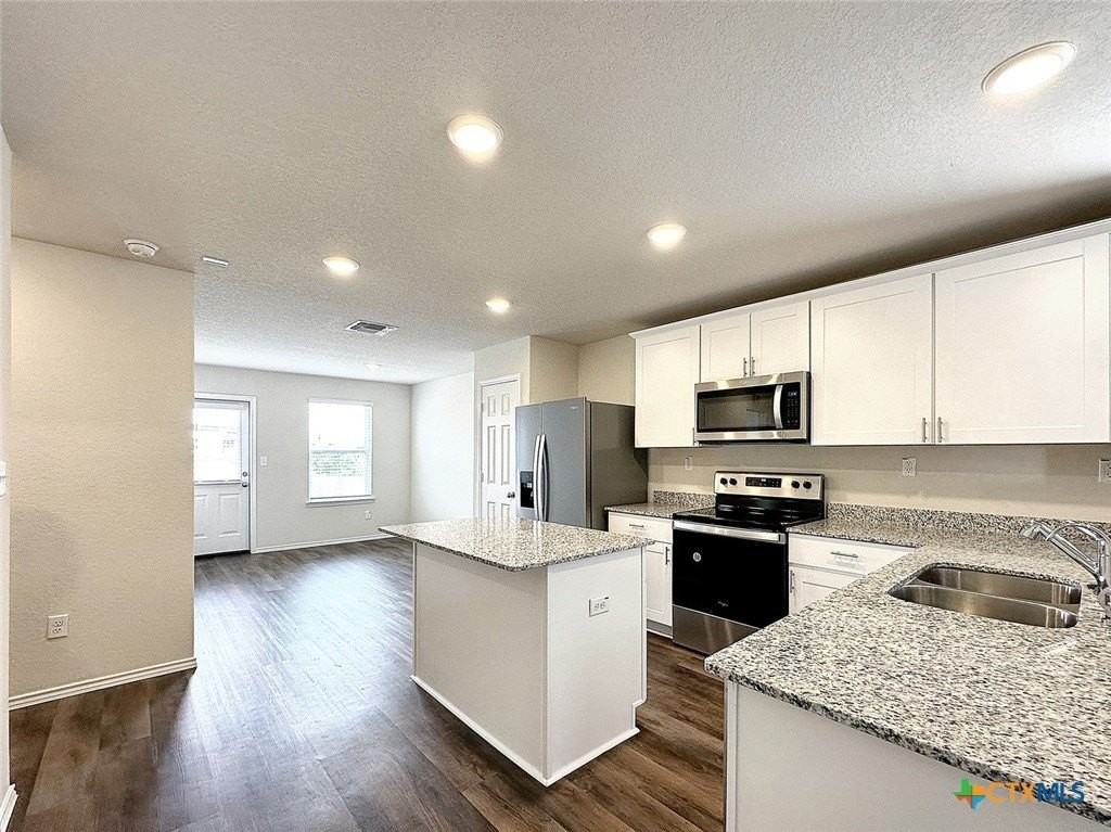 549 Autumn Blaze - Photo 6 of 21