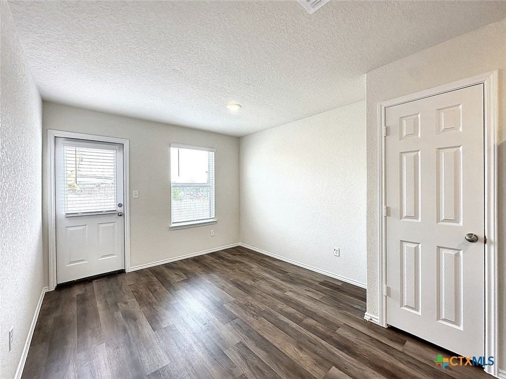 549 Autumn Blaze - Photo 7 of 21