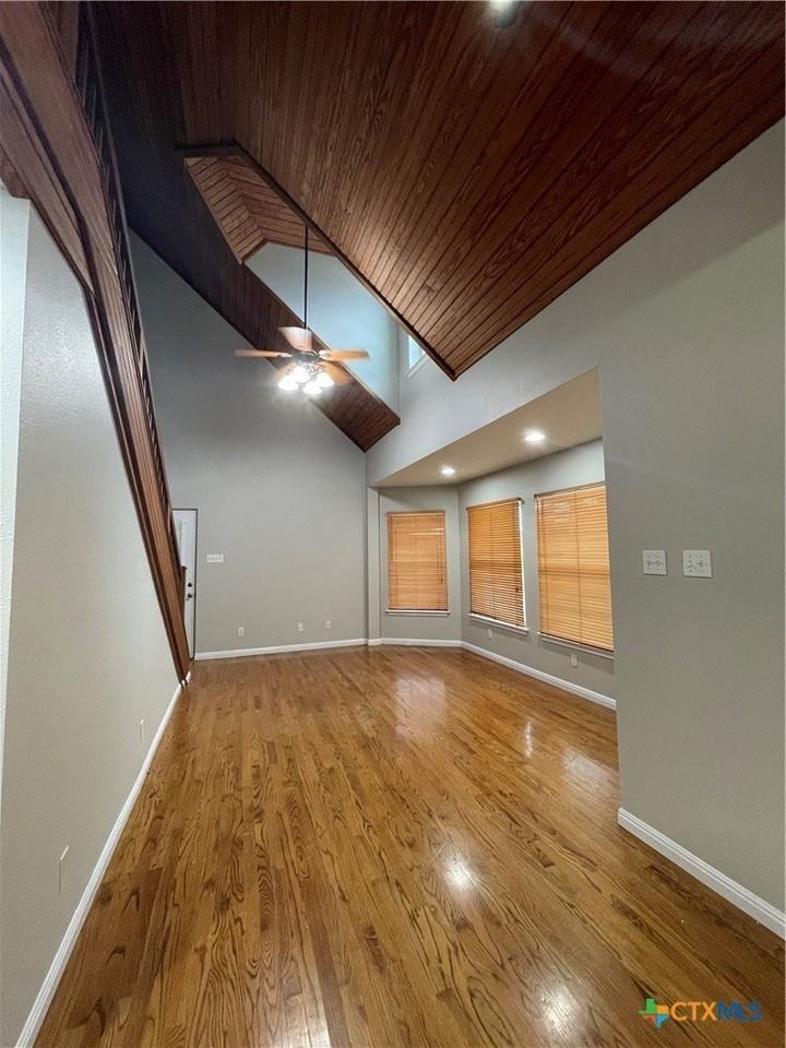 542 Lonesome - Photo 5 of 27