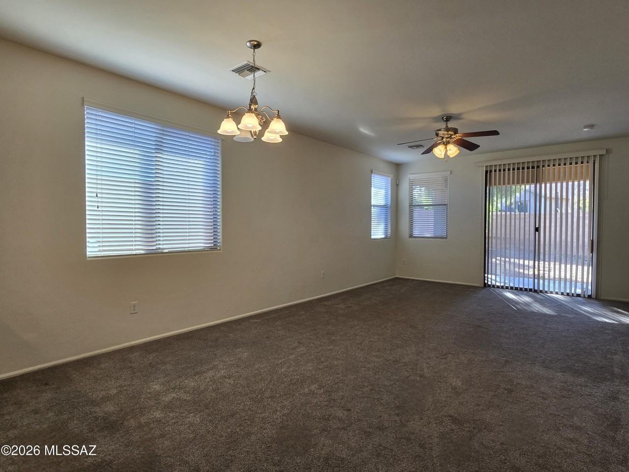 3303 S Lakeside Ridge Loop - Photo 5 of 30