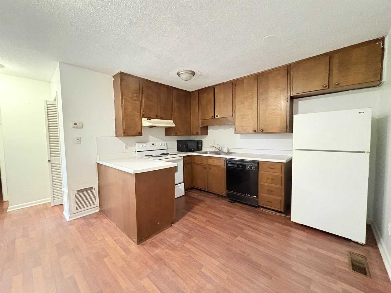 821 1/2 Cherry St - Photo 5 of 6