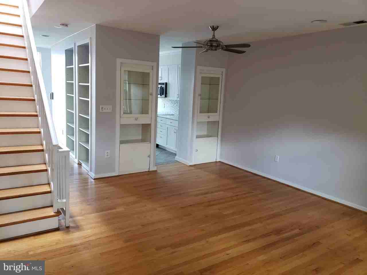 1503 Swann St Nw Apt B #B - Photo 2 of 10