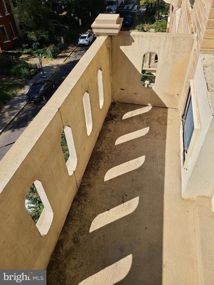 3420 16th St Nw Apt 404 #404 - Photo 3 of 11