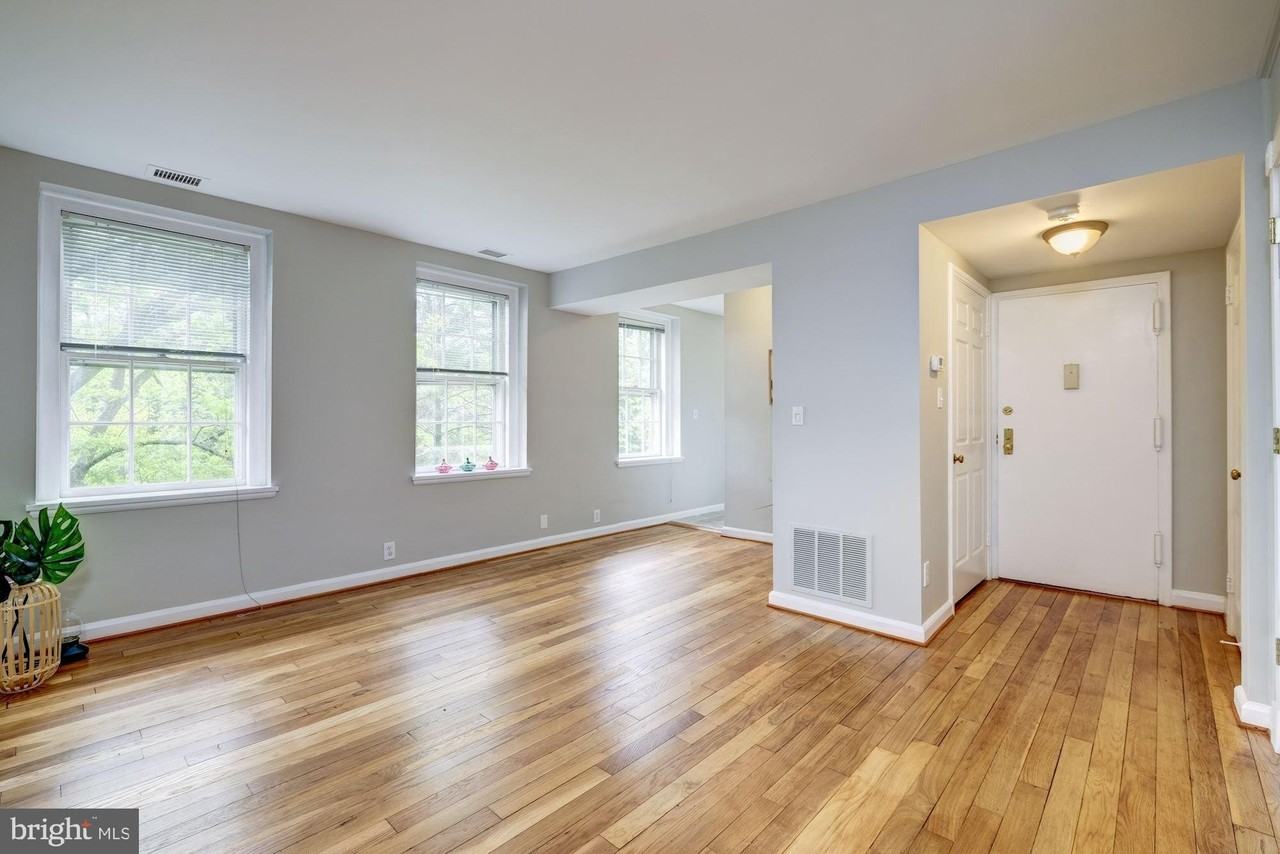 3420 38th St Nw Apt D418 #D418 - Photo 3 of 18