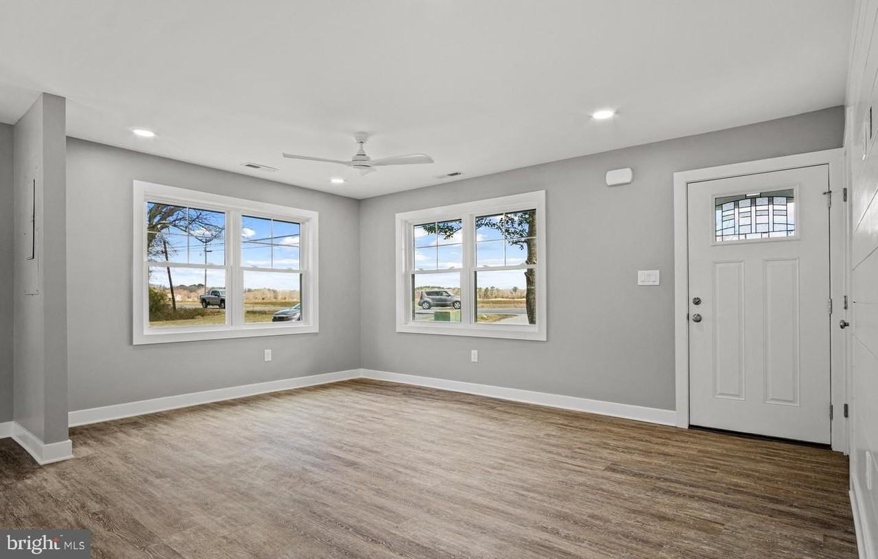 34648 Pepper Rd - Photo 4 of 13