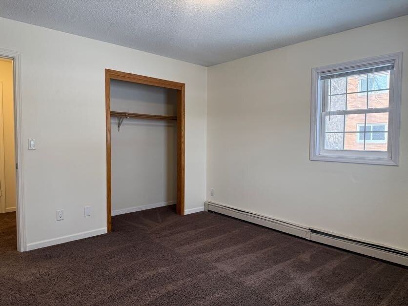 912 18 1/2 St S #3 - Photo 4 of 18