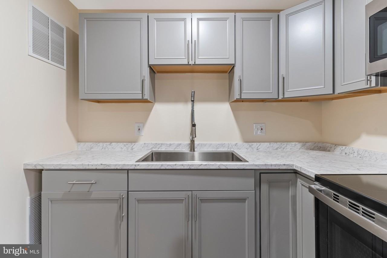 3376 Marylea Ct - Photo 5 of 29