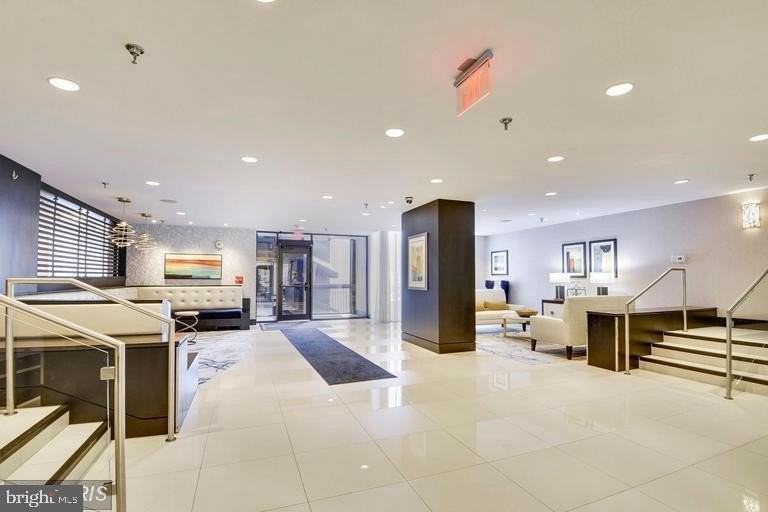 7401 Westlake Ter Apt 610 #610 - Photo 4 of 39