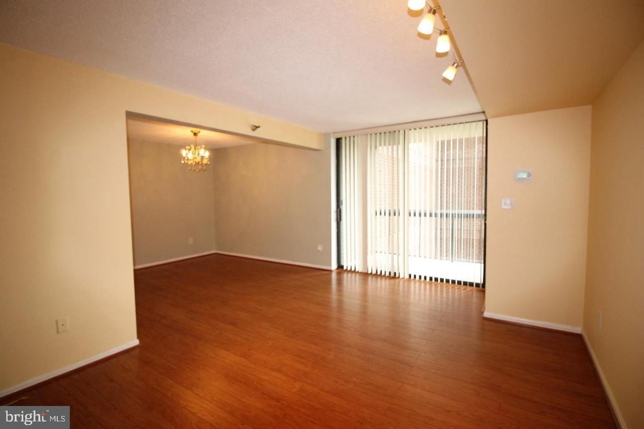 7401 Westlake Ter Apt 610 #610 - Photo 7 of 39